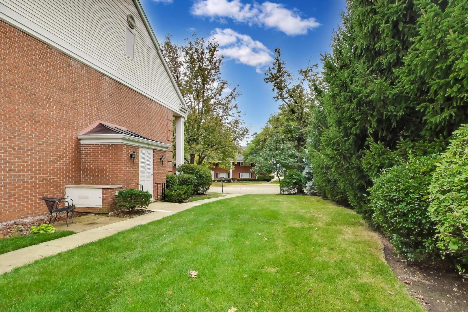 1406 Chanticleer Lane Unit: 1406
