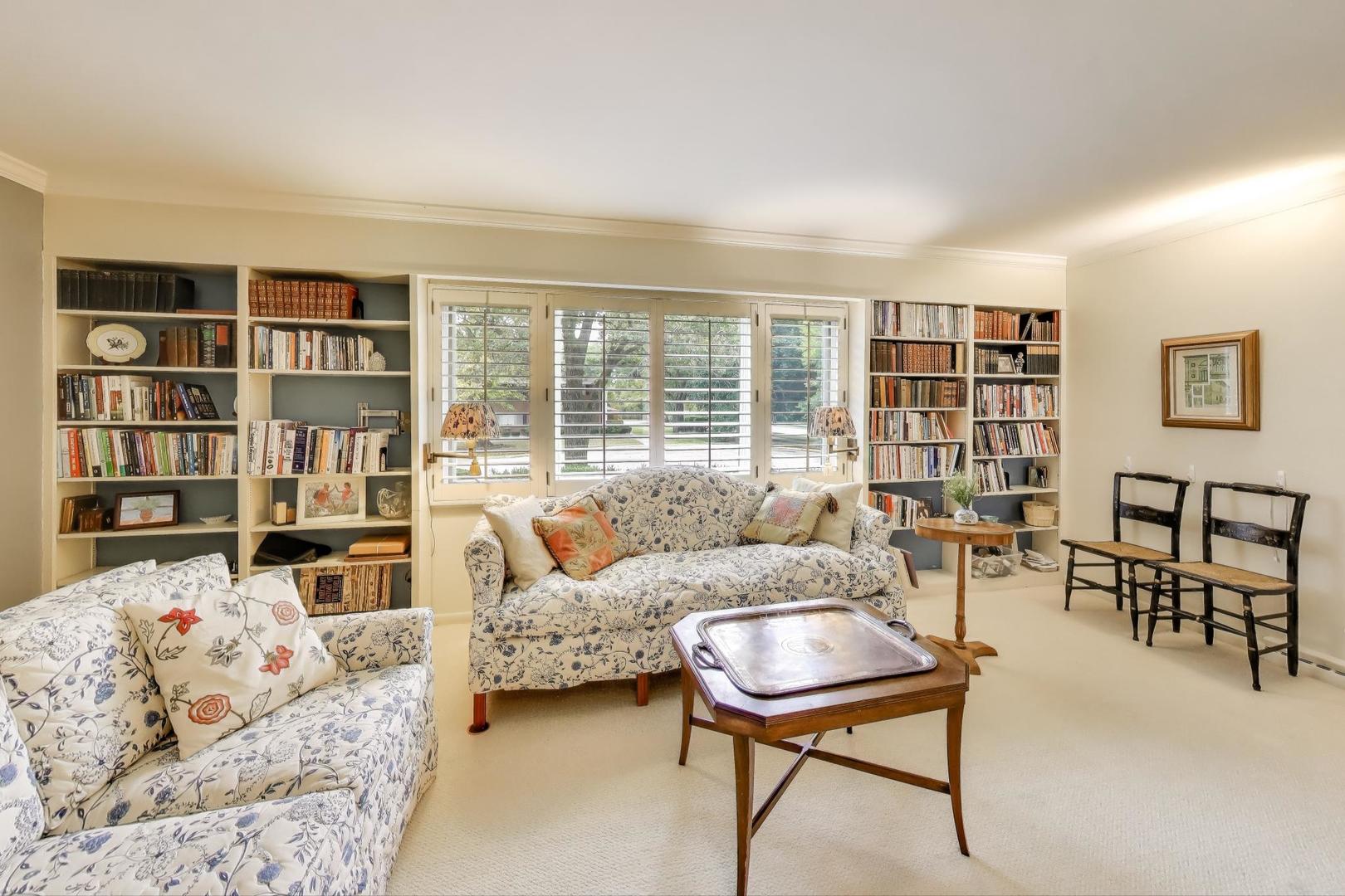 1406 Chanticleer Lane Unit: 1406
