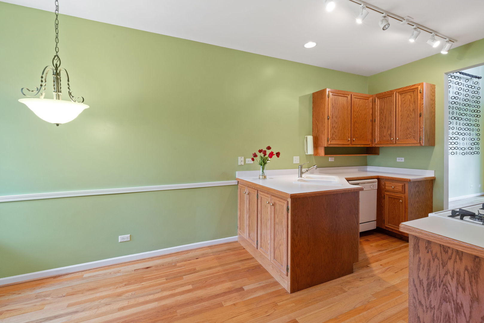 303 Reserve Circle