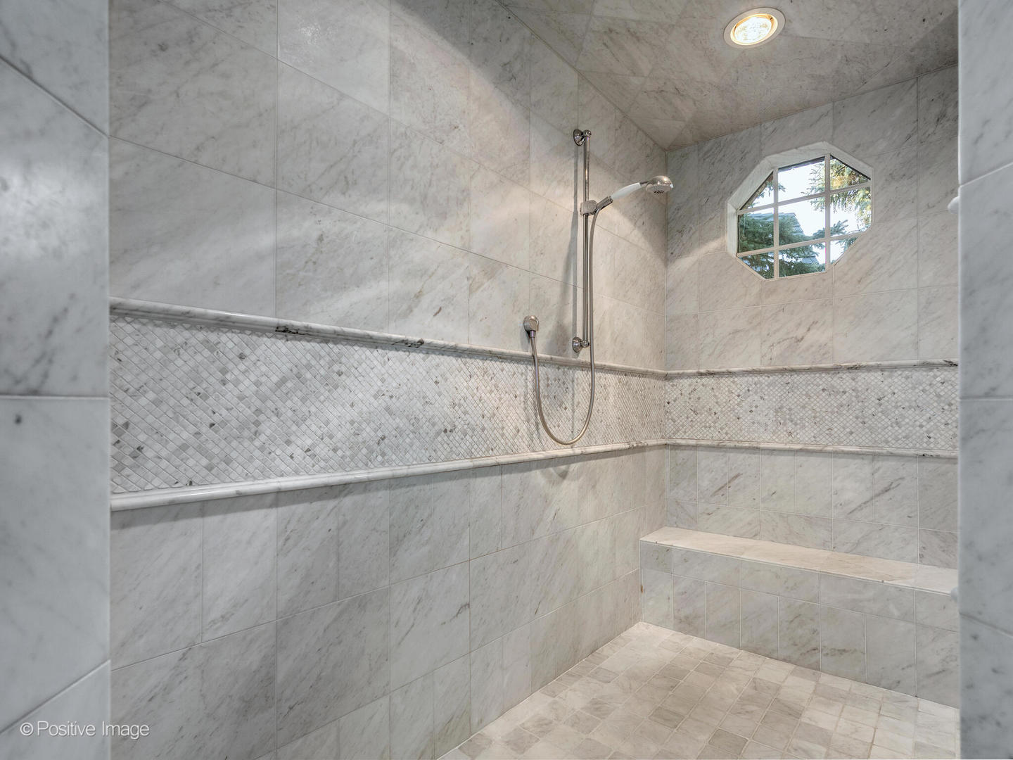 48 FOREST GATE Circle