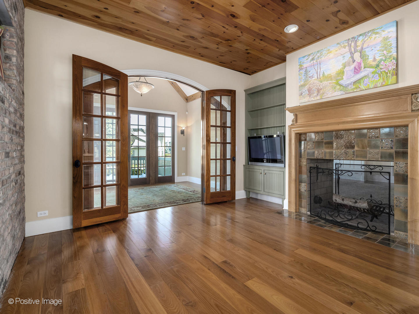 48 FOREST GATE Circle
