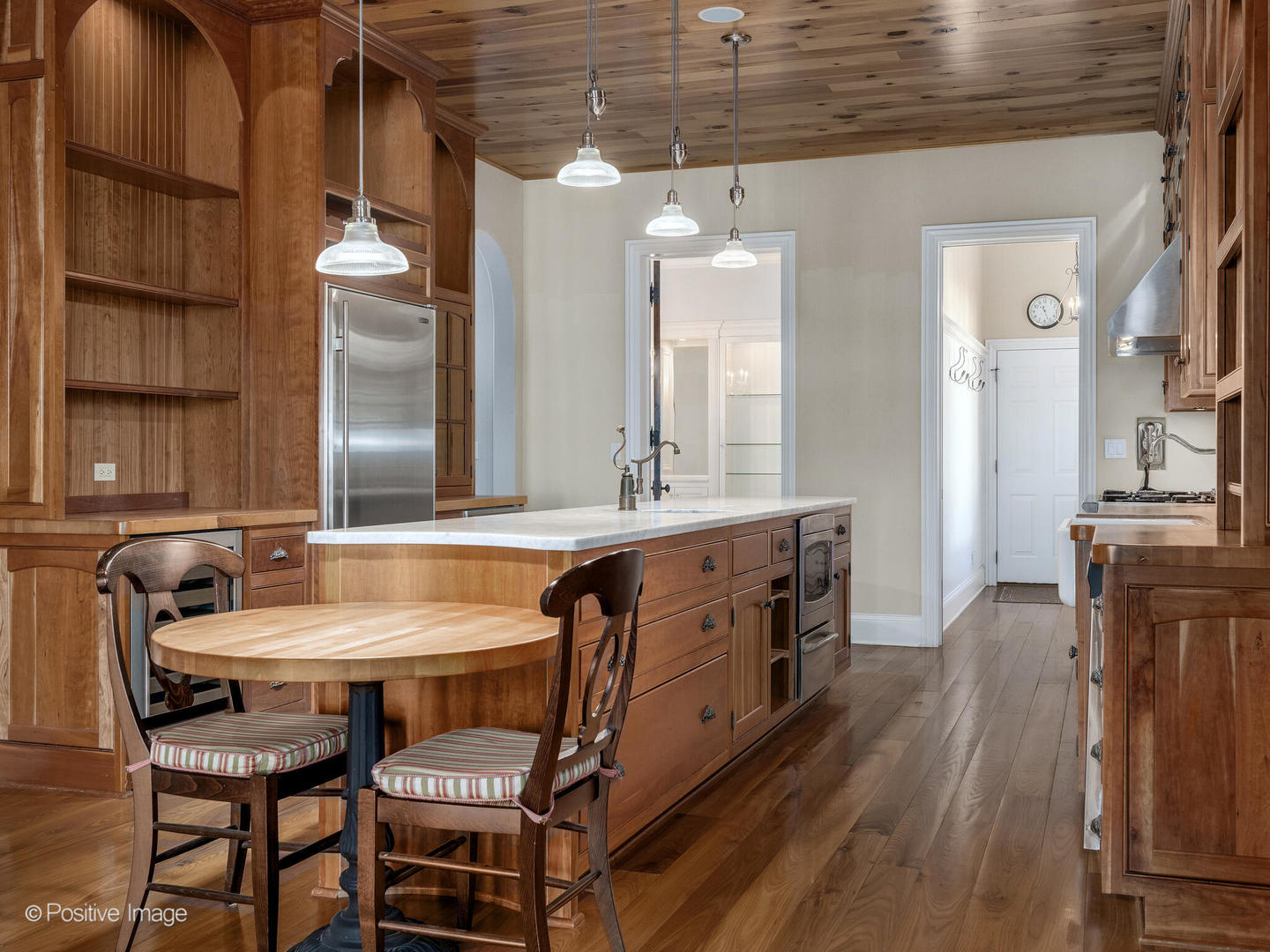 48 FOREST GATE Circle