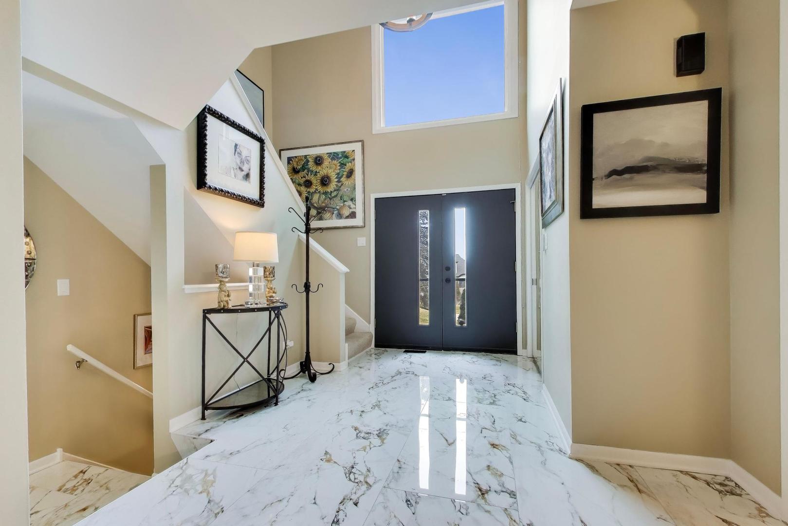 22 Rodeo Drive