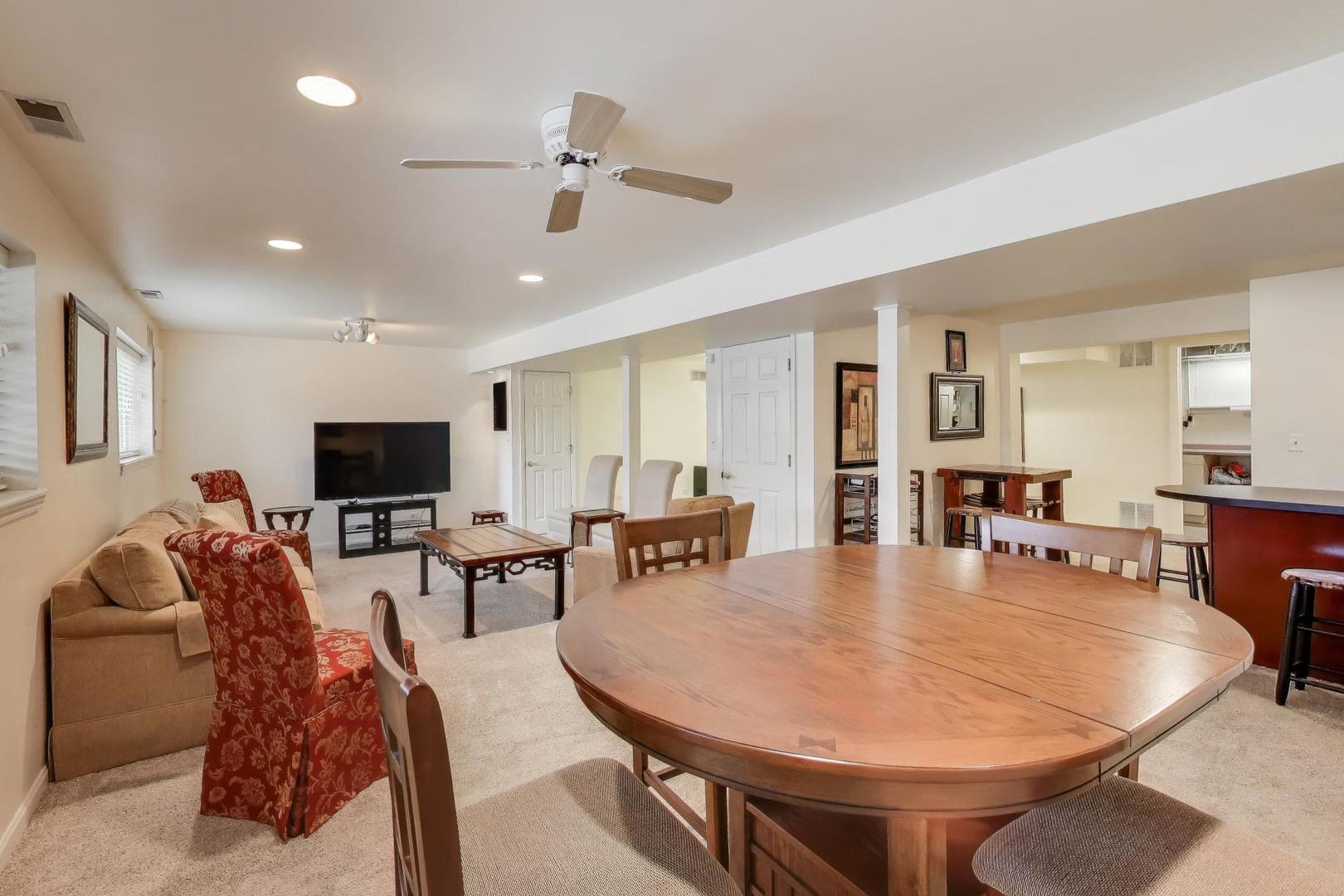 645 CITADEL Drive Unit: 645