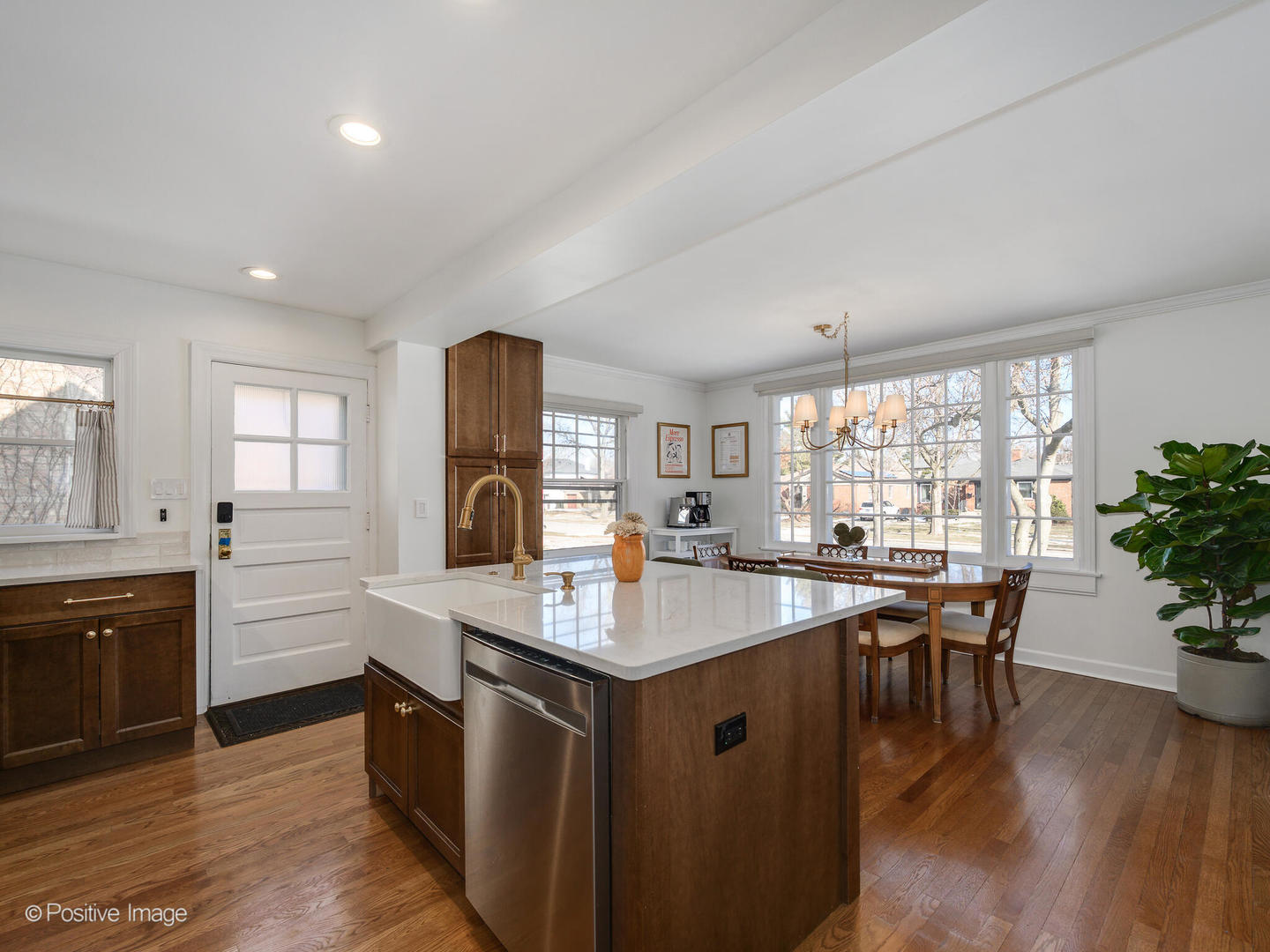 740 S Ashland Avenue