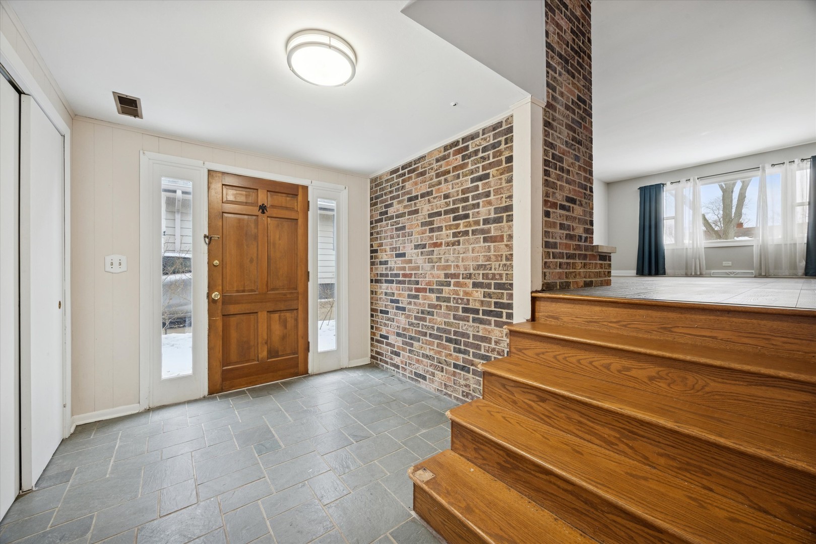 602 Prairie Avenue
