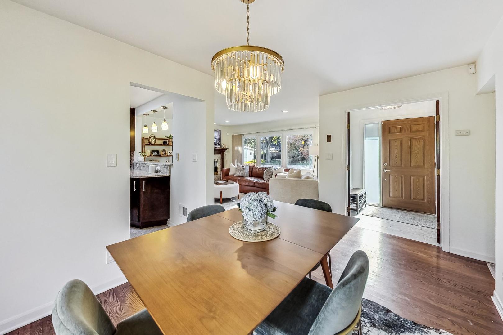 705 N County Line Road