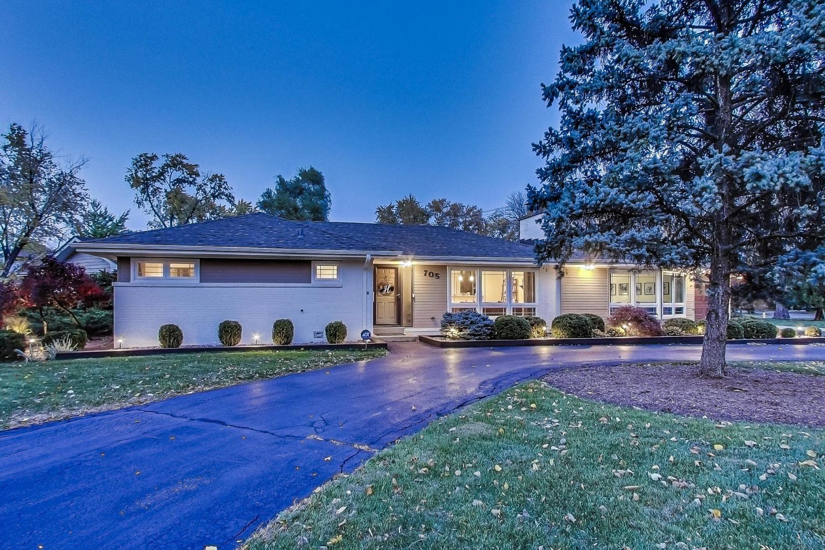 705 N County Line Road