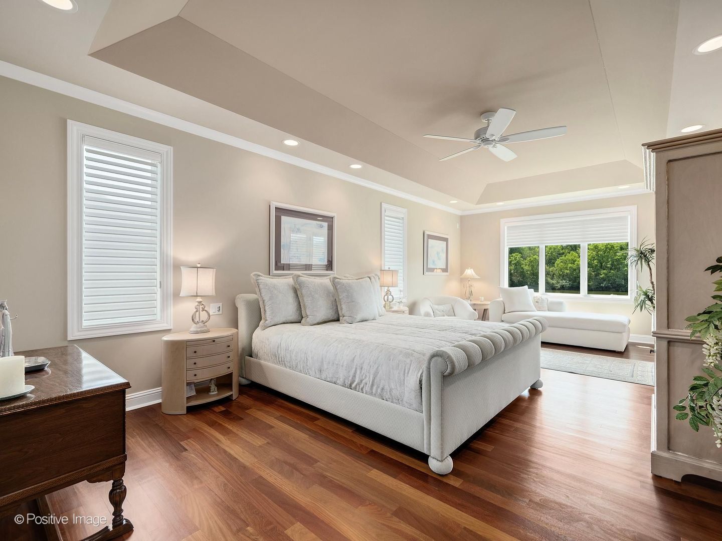 335 Edgewater Drive