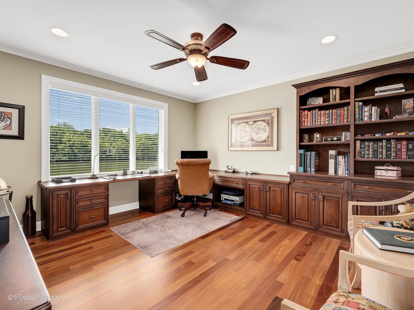 335 Edgewater Drive