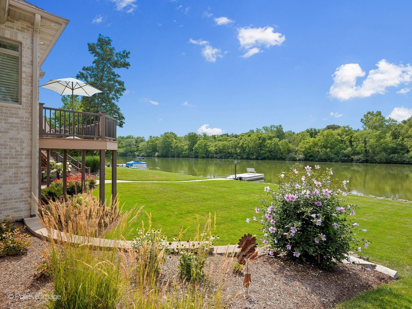 335 Edgewater Drive