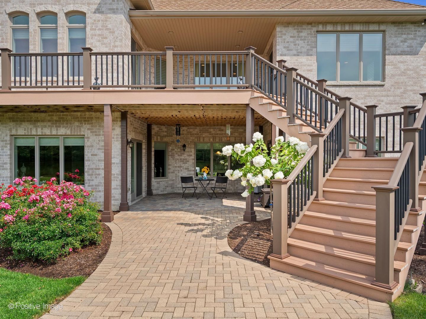 335 Edgewater Drive