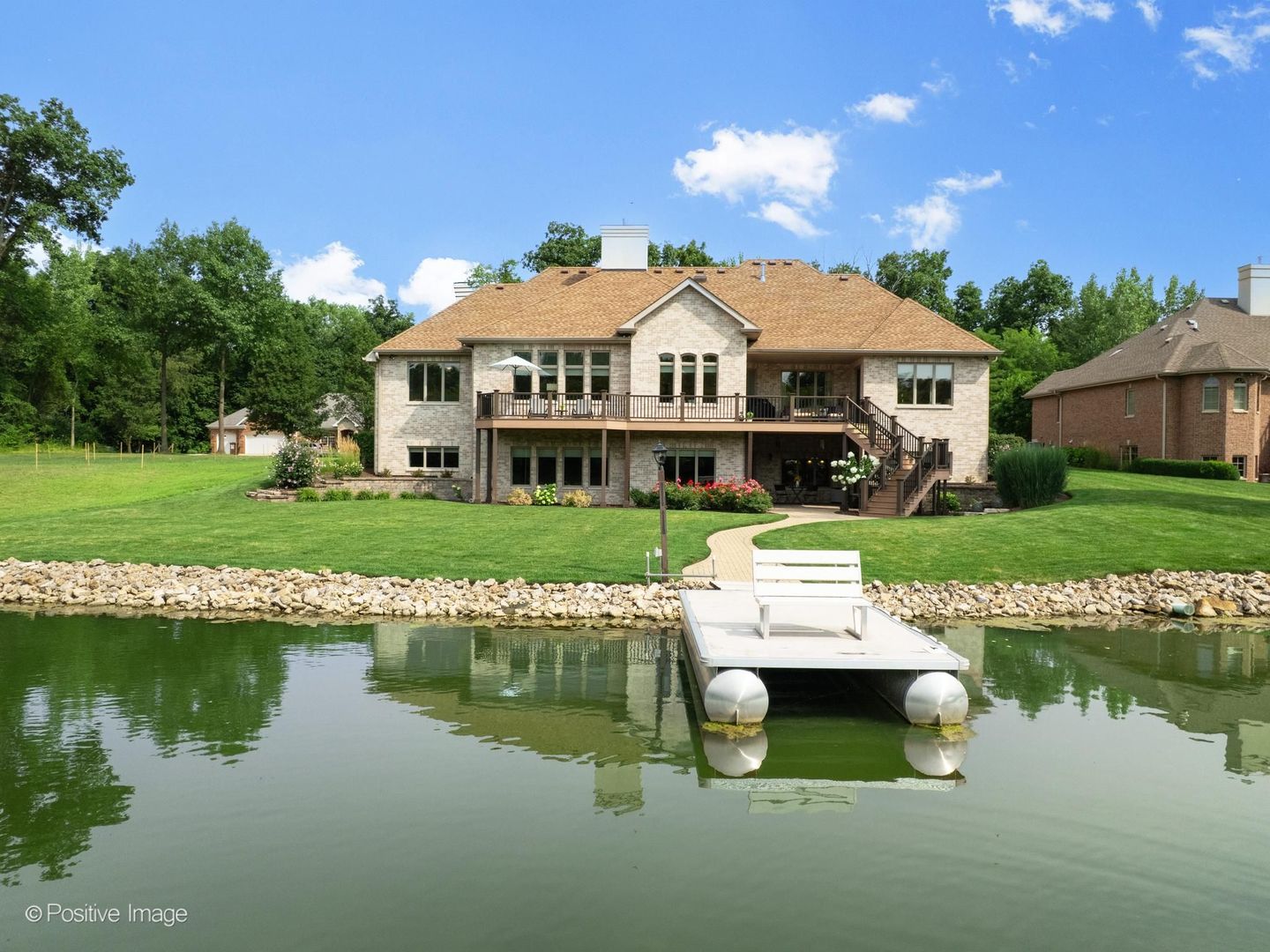 335 Edgewater Drive