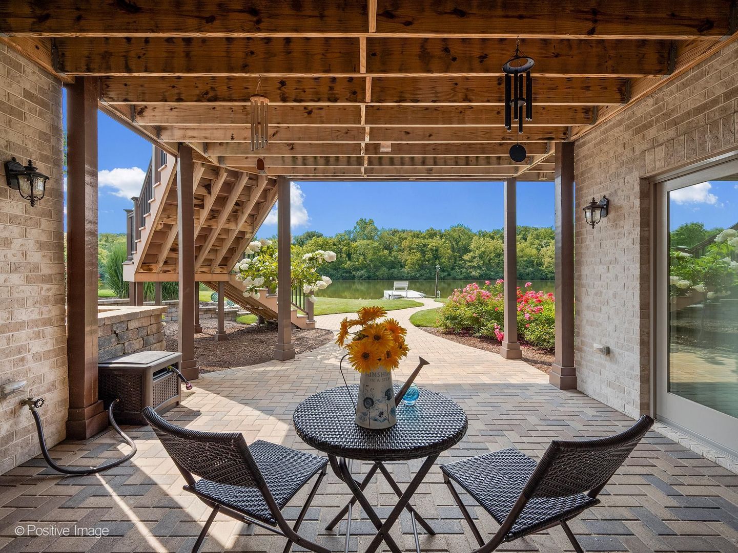 335 Edgewater Drive