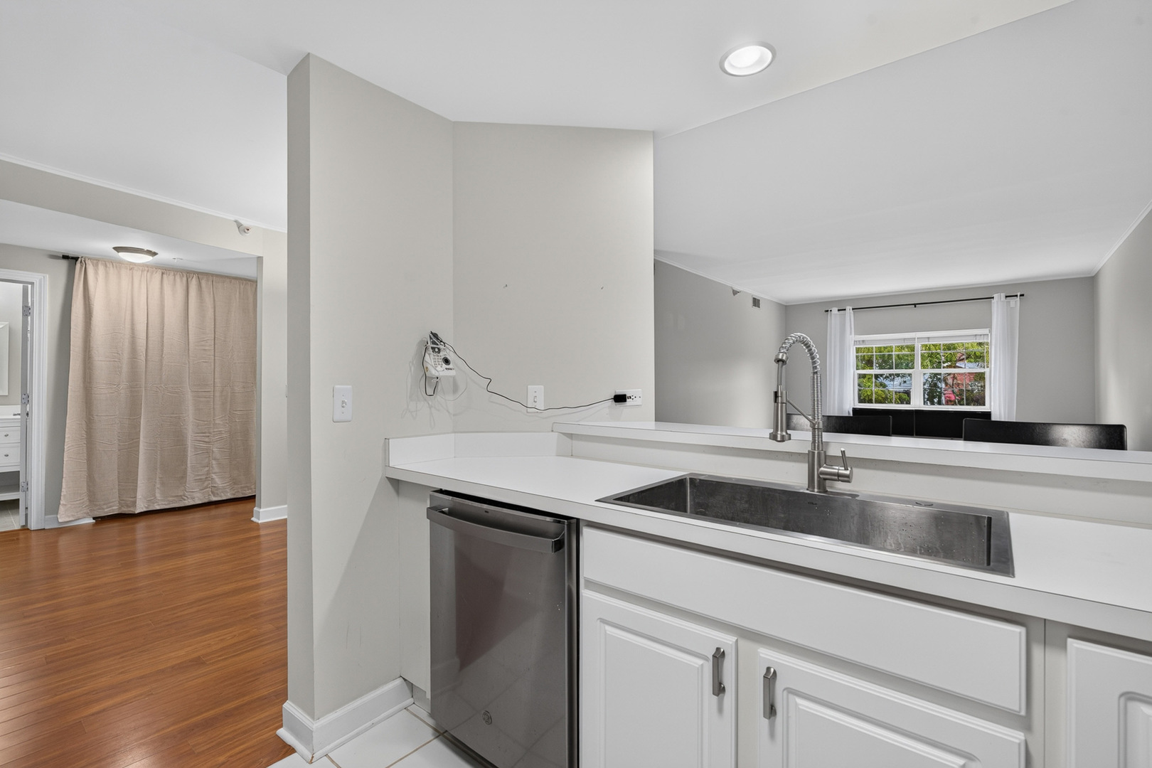 245 Burlington Avenue Unit: 201