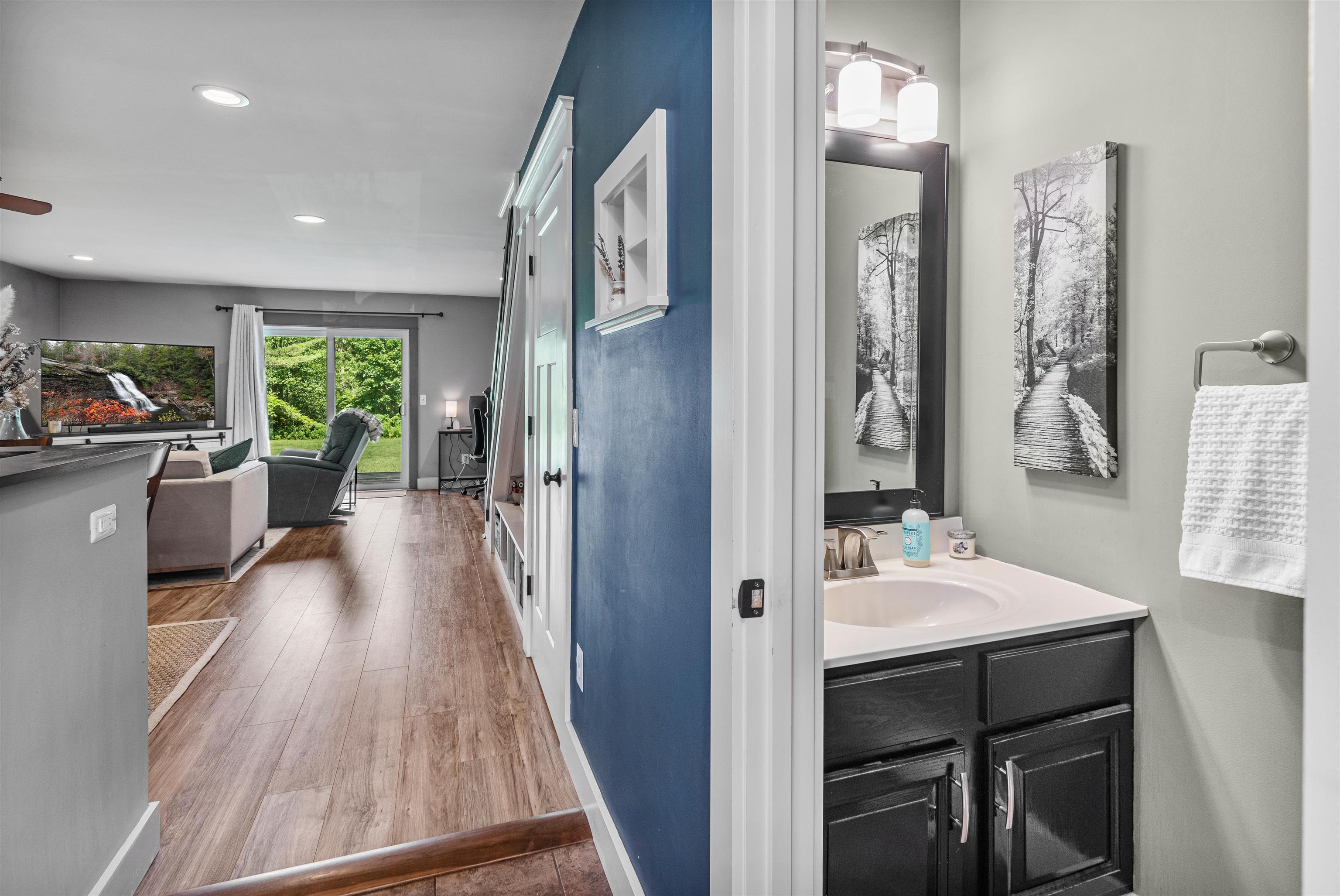 70 Brickyard Road Unit: 11