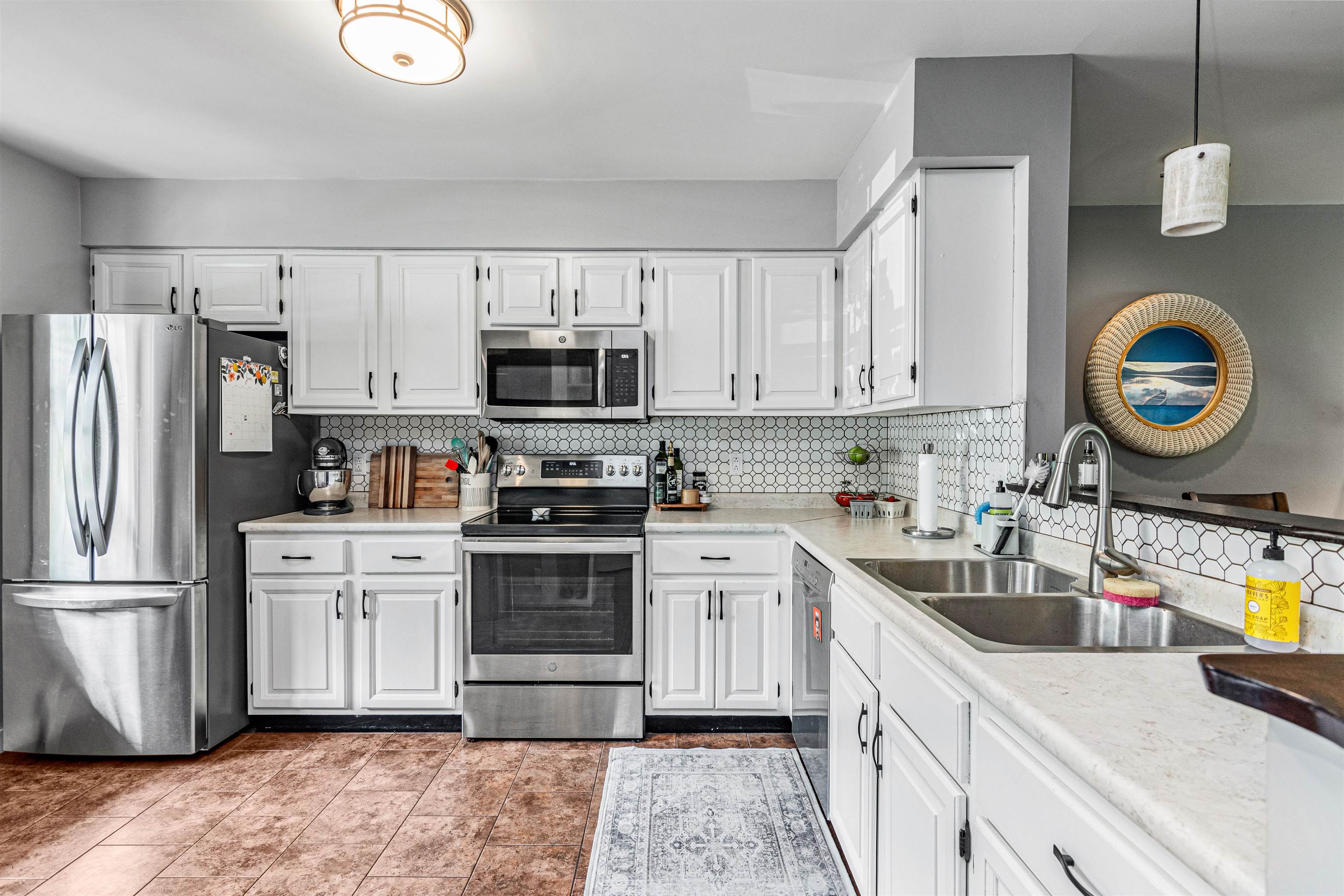 70 Brickyard Road Unit: 11