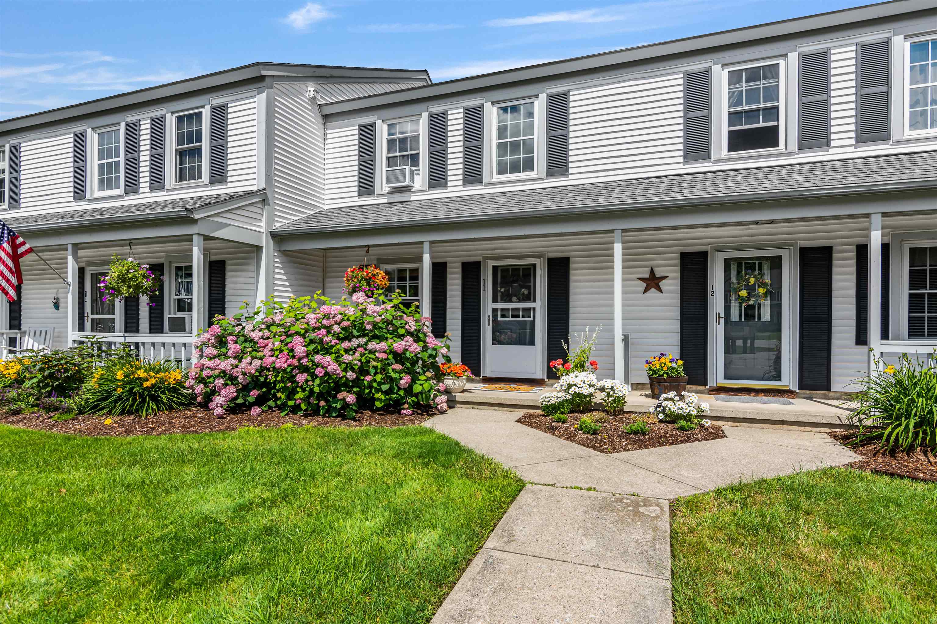 70 Brickyard Road Unit: 11