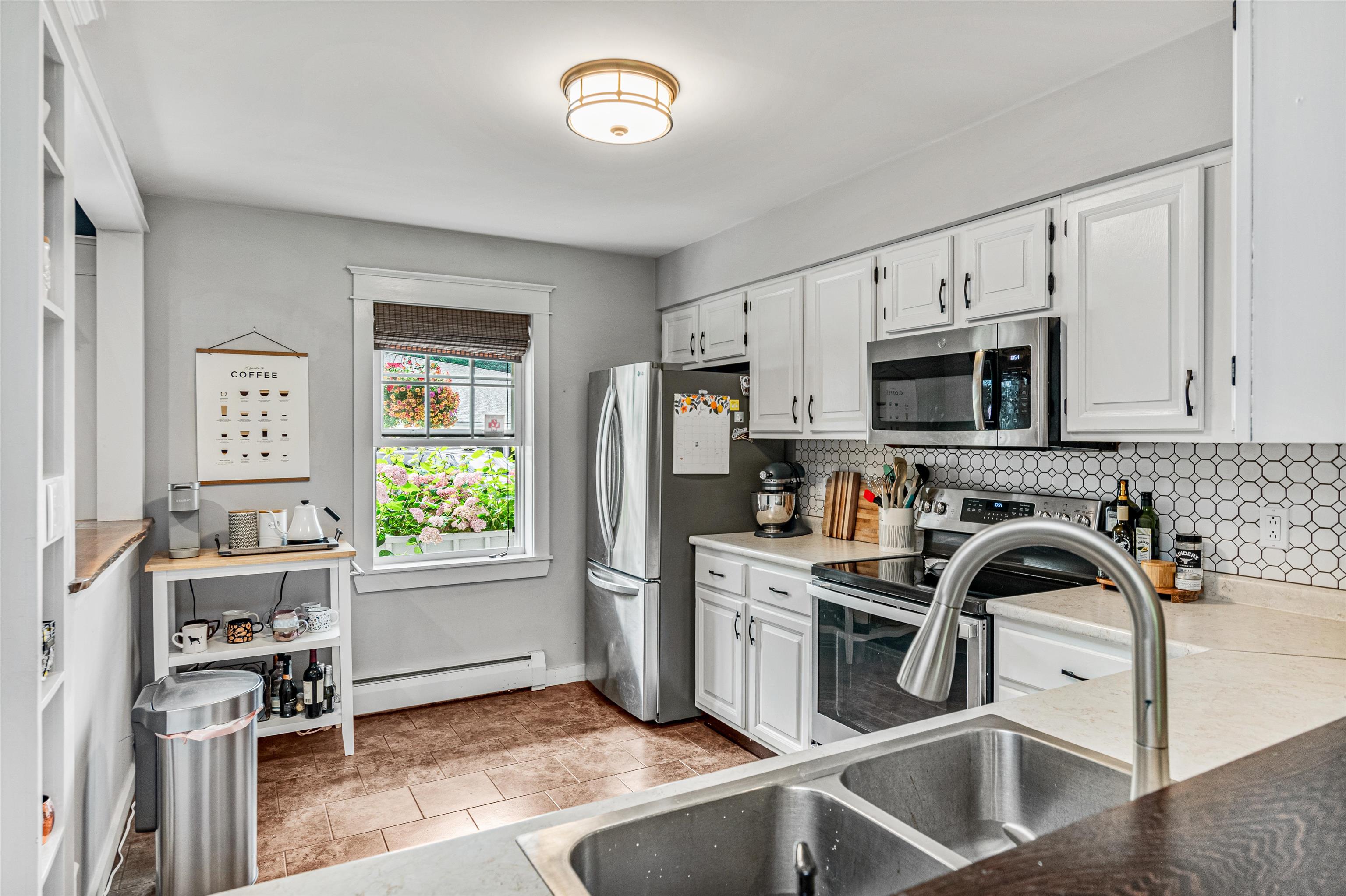 70 Brickyard Road Unit: 11