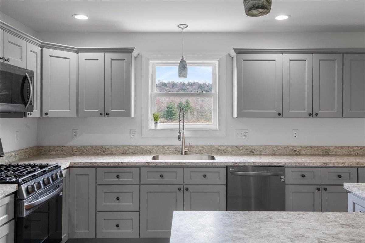 482 Pidgeon Hill Road