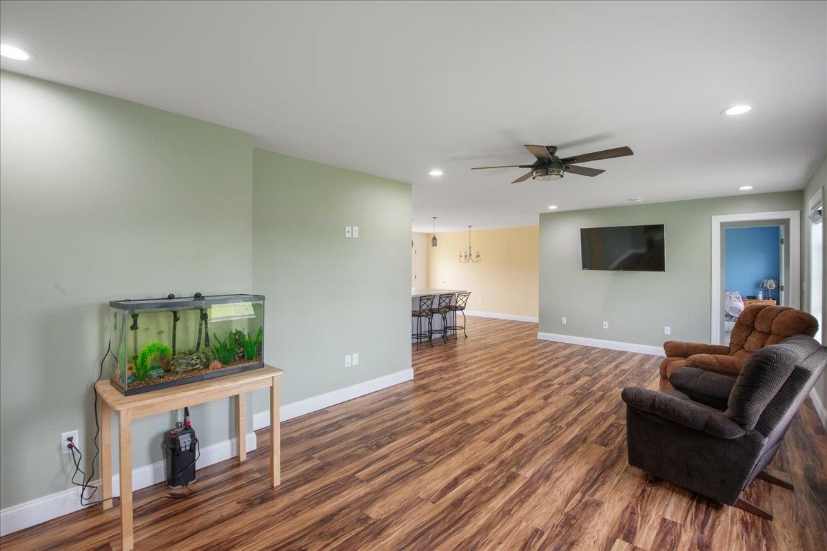 482 Pidgeon Hill Road