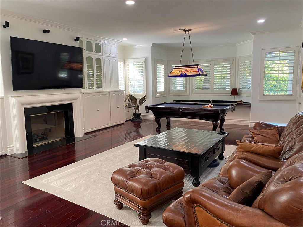 5267 Newcastle Lane