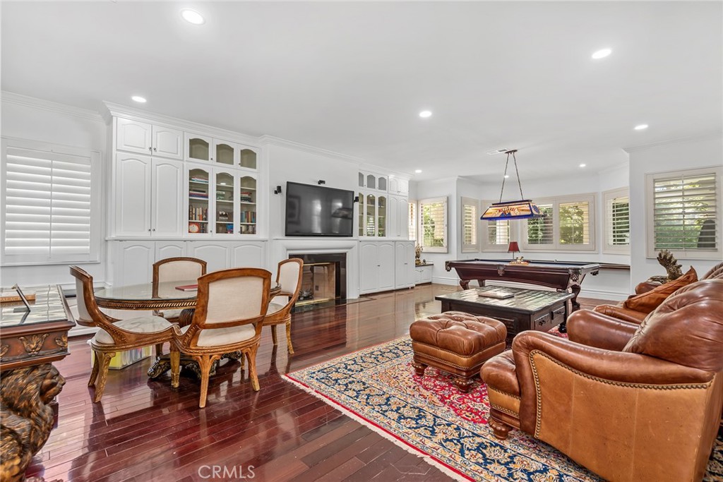 5267 Newcastle Lane
