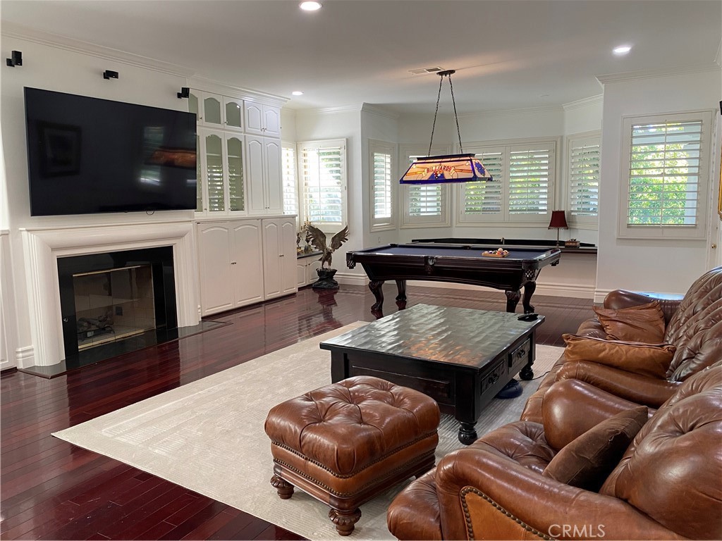 5267 Newcastle Lane
