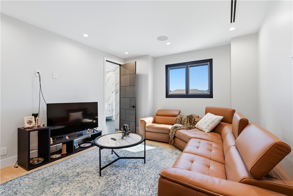 5428 Villawood
