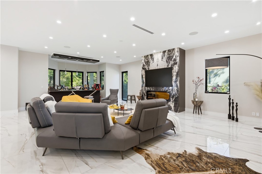 5428 Villawood