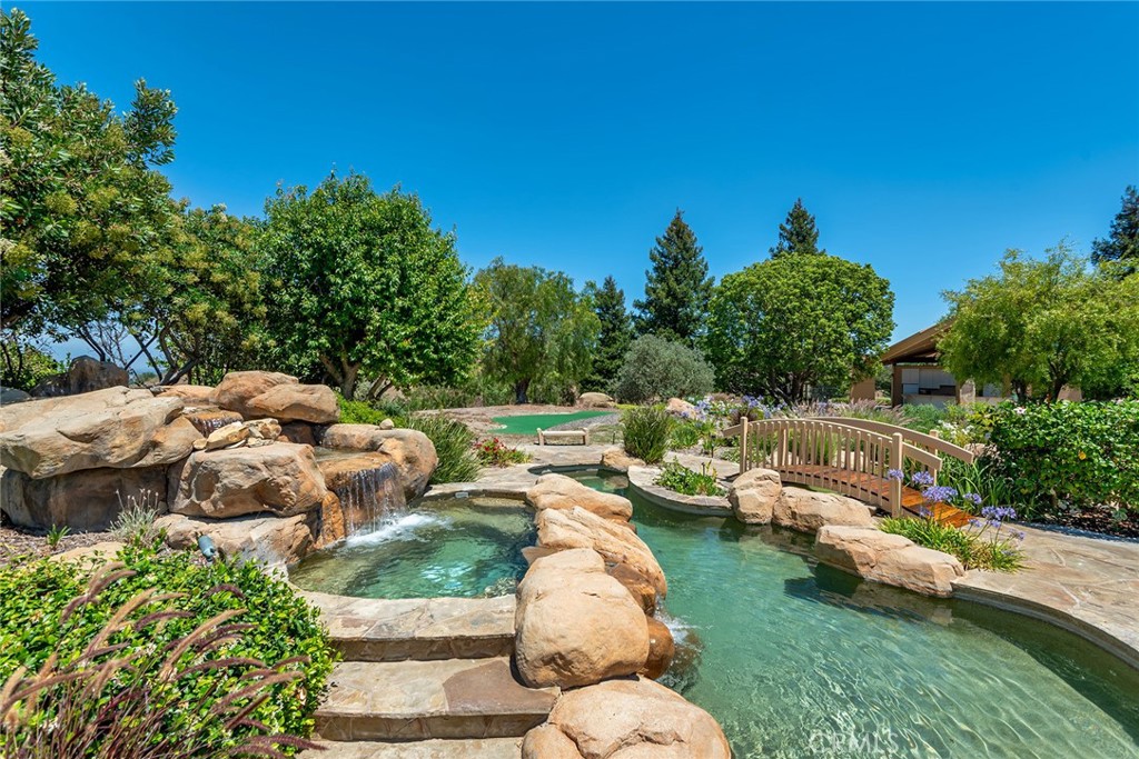 25411 Colette Way