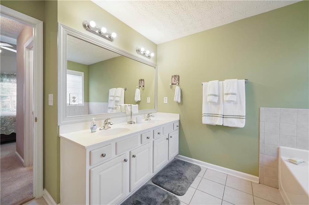 5315 Ashbury Manor Lane
