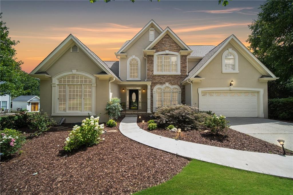 3405 Bridle Ridge Drive