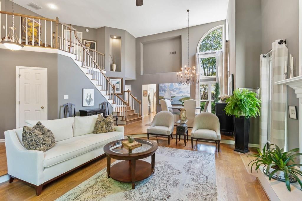 215 Ridge Point Court
