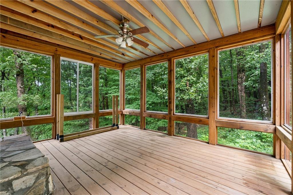 631 Sunset Cliff Drive