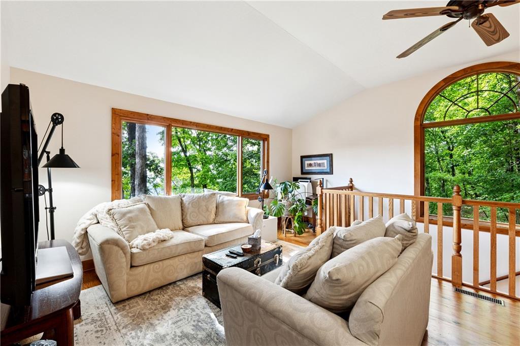 140 Sunset Cliff Drive
