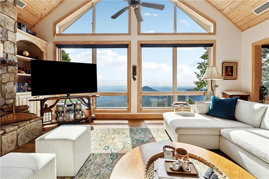 140 Sunset Cliff Drive