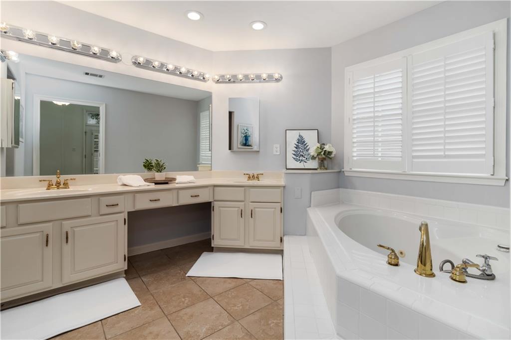 215 Ridge Point Court