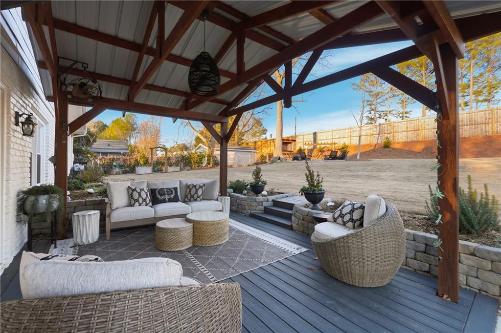 2871 Fontainebleau Drive