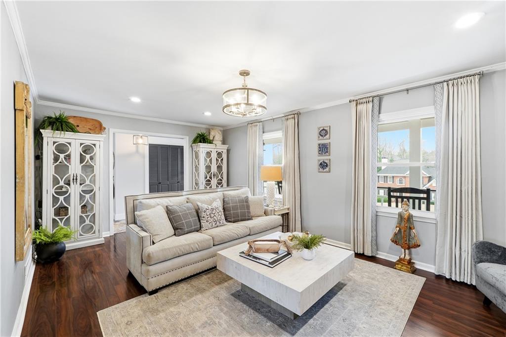 2871 Fontainebleau Drive