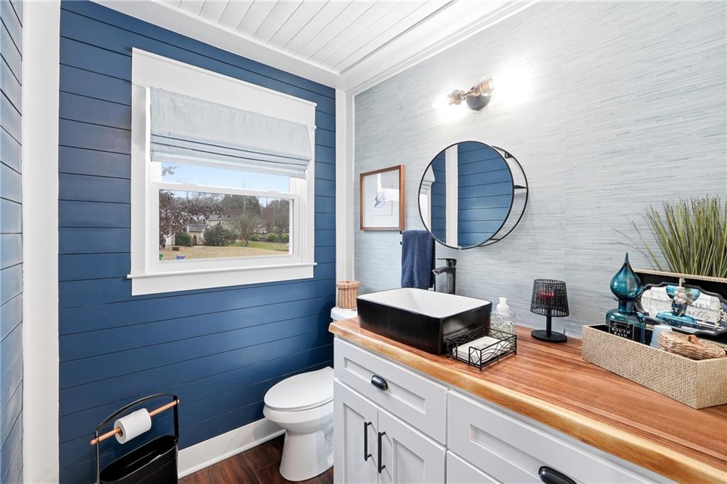 2871 Fontainebleau Drive