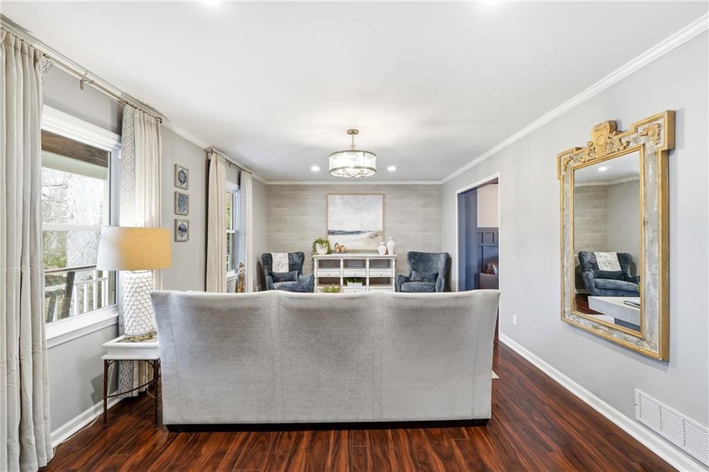 2871 Fontainebleau Drive