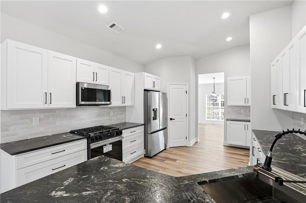 2919 Heritage Oaks Circle