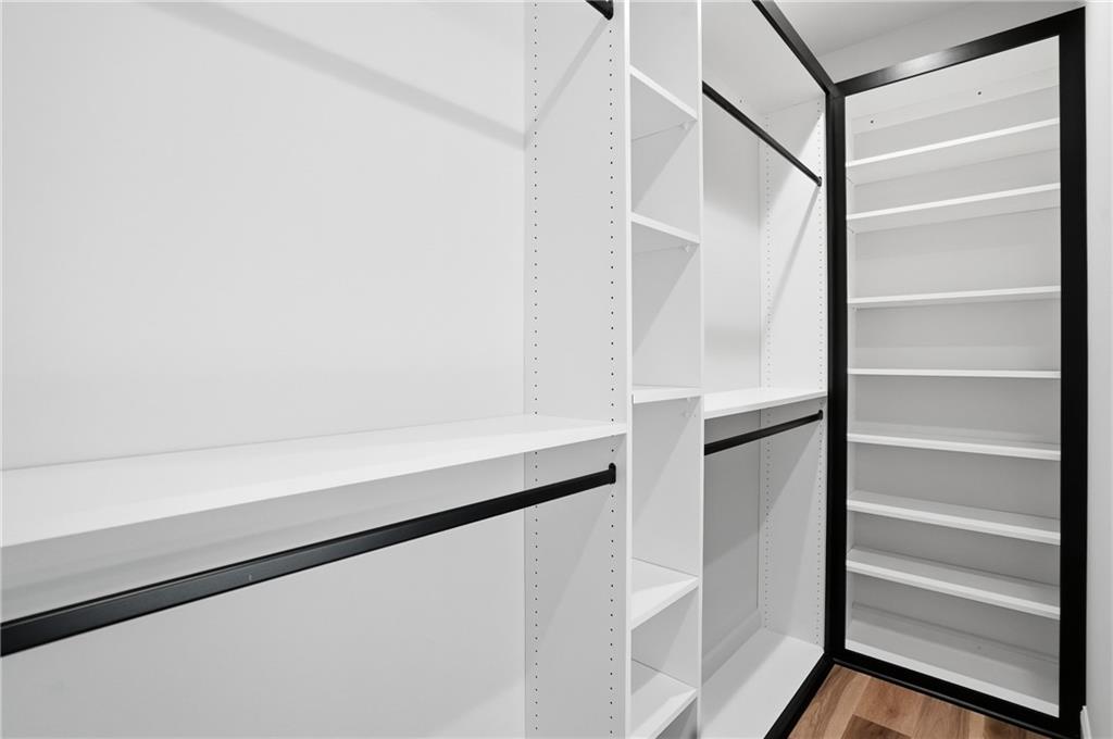 2919 Heritage Oaks Circle