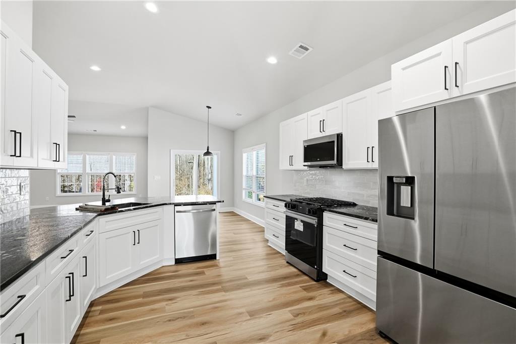 2919 Heritage Oaks Circle