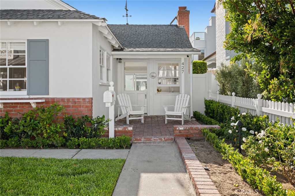 427 Belvue Lane