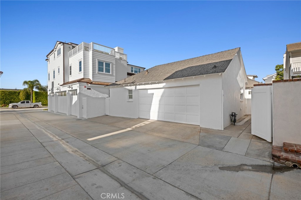 427 Belvue Lane
