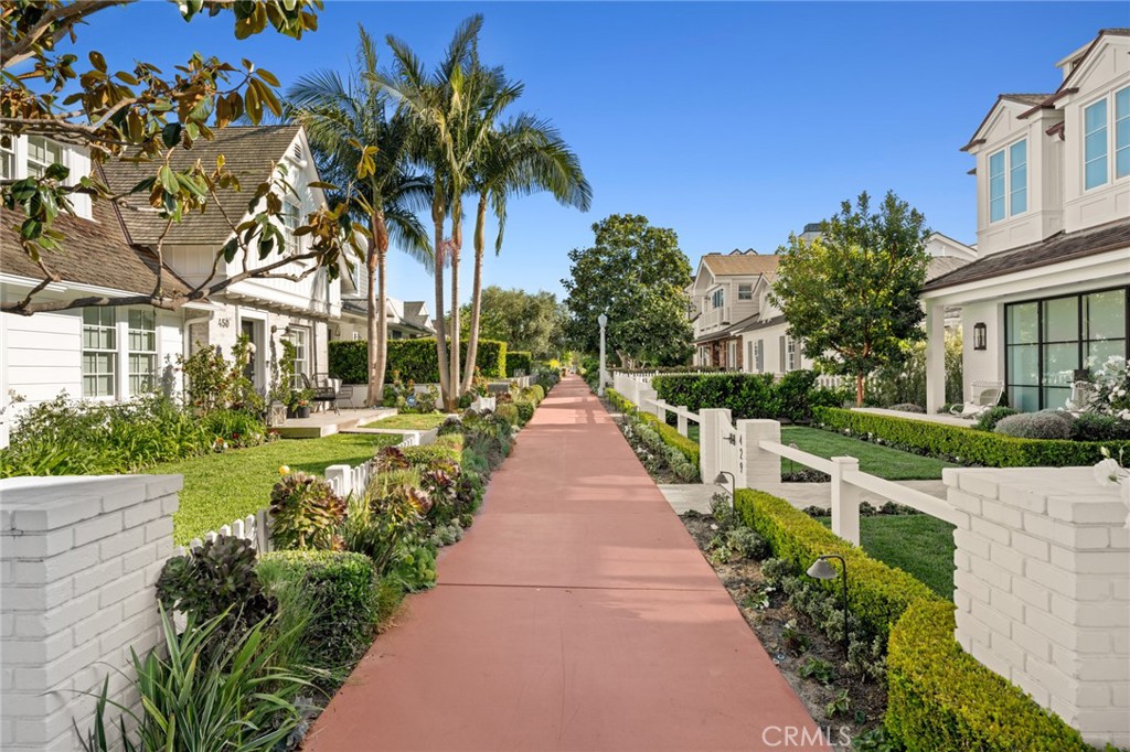 427 Belvue Lane