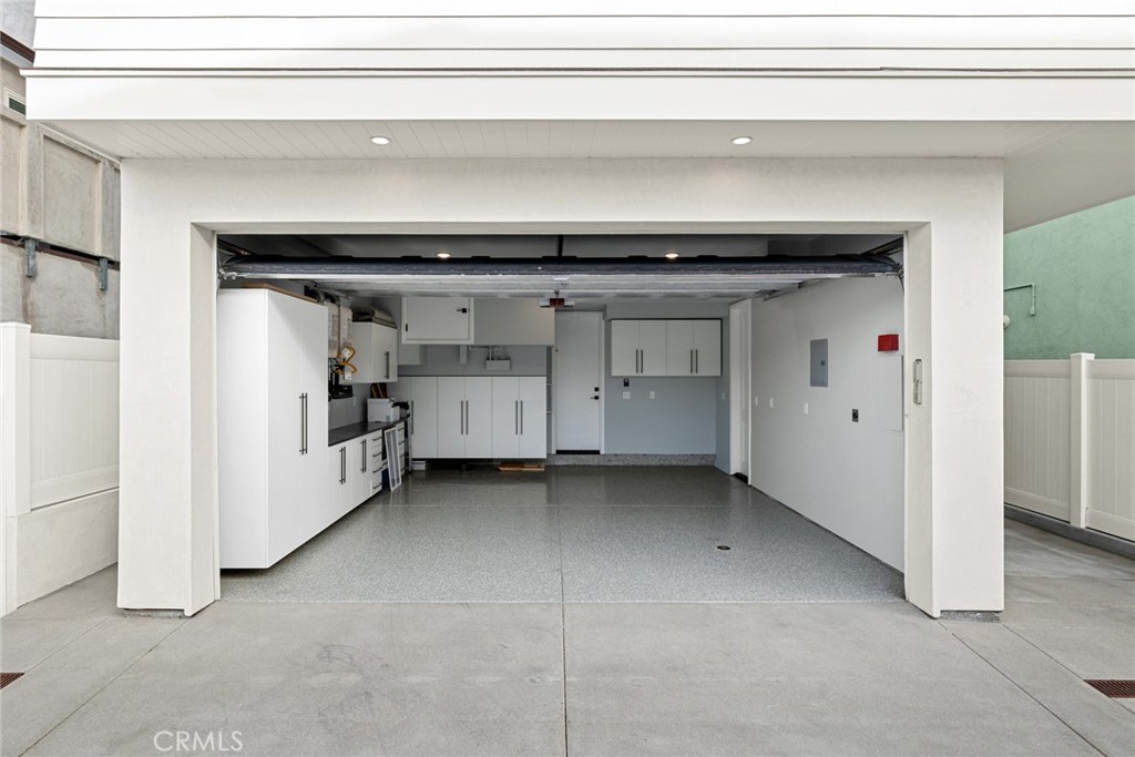 309 Anade Avenue