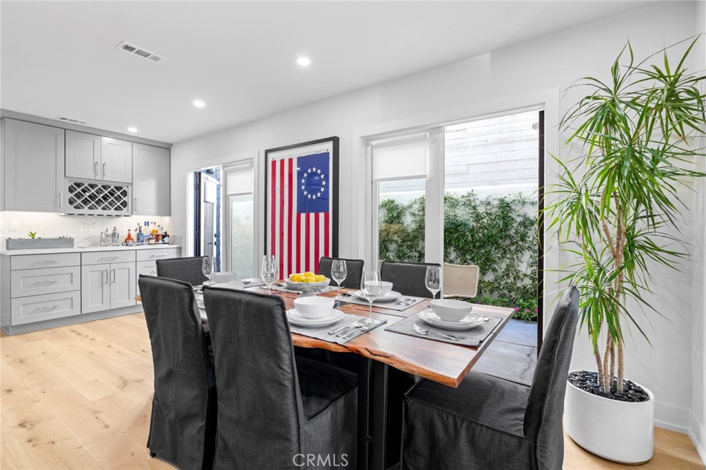 2146 Miramar Drive